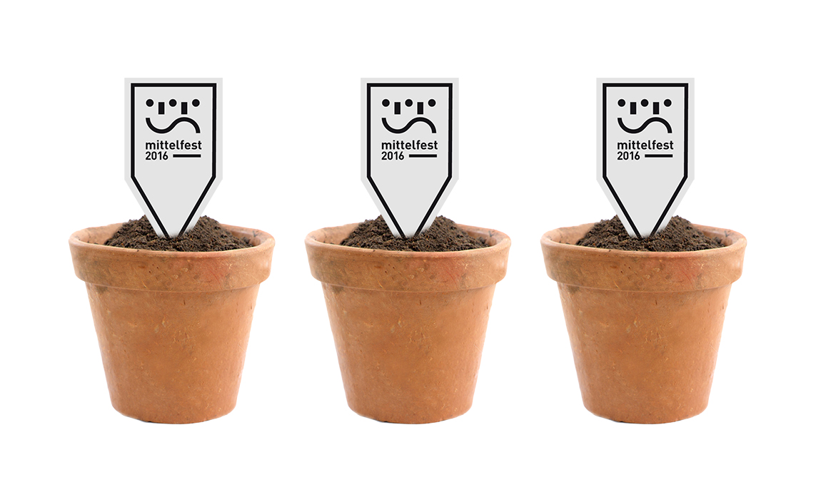 Mud vase with earth without a Plant